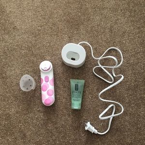 Clinique Spinbrush System